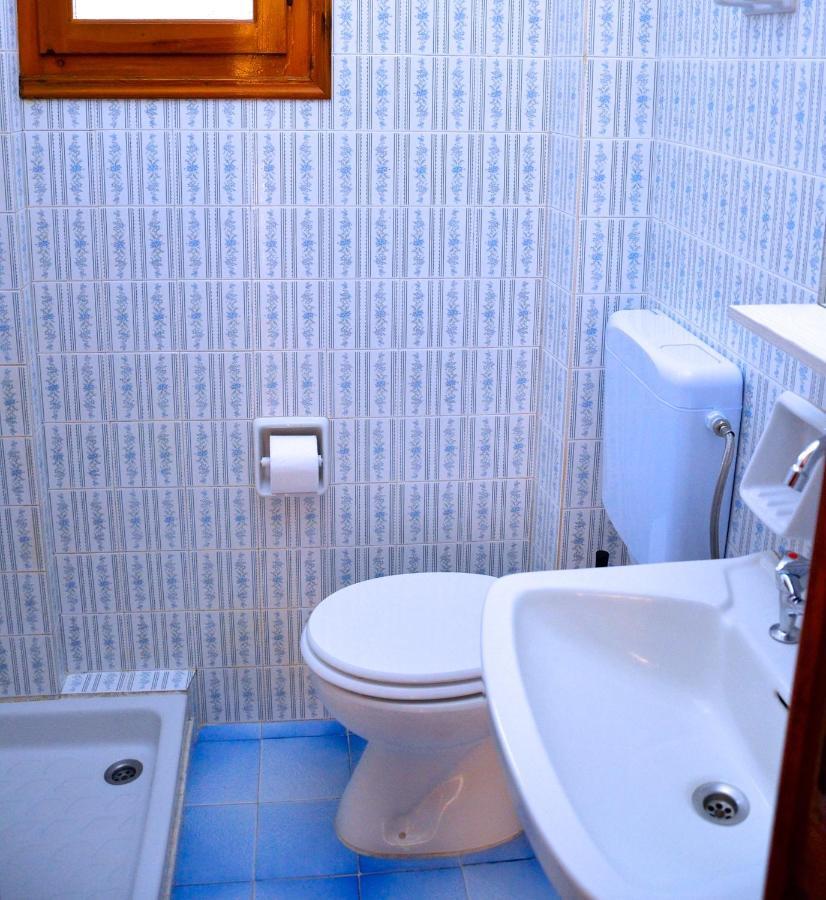 Kostas' Garden Apartman Róda Kültér fotó